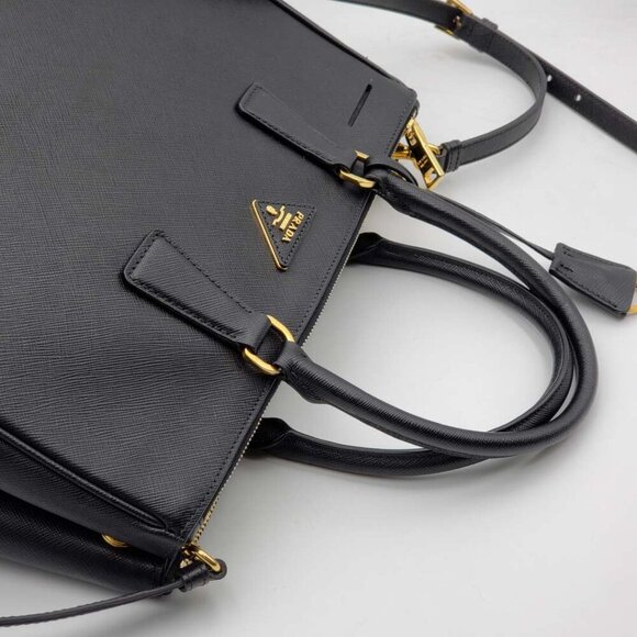 100% Authentic Prada Galleria Black Leather Shoulder Bag - Picture 11 of 16